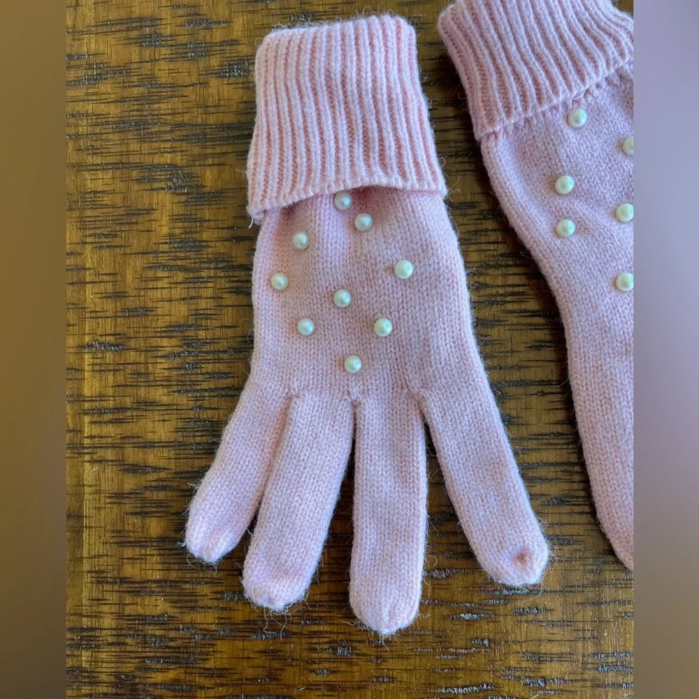 ⚡️MOVING SALE ⚡️Zara Pearl detail gloves ⚡️MOVING SALE ⚡️